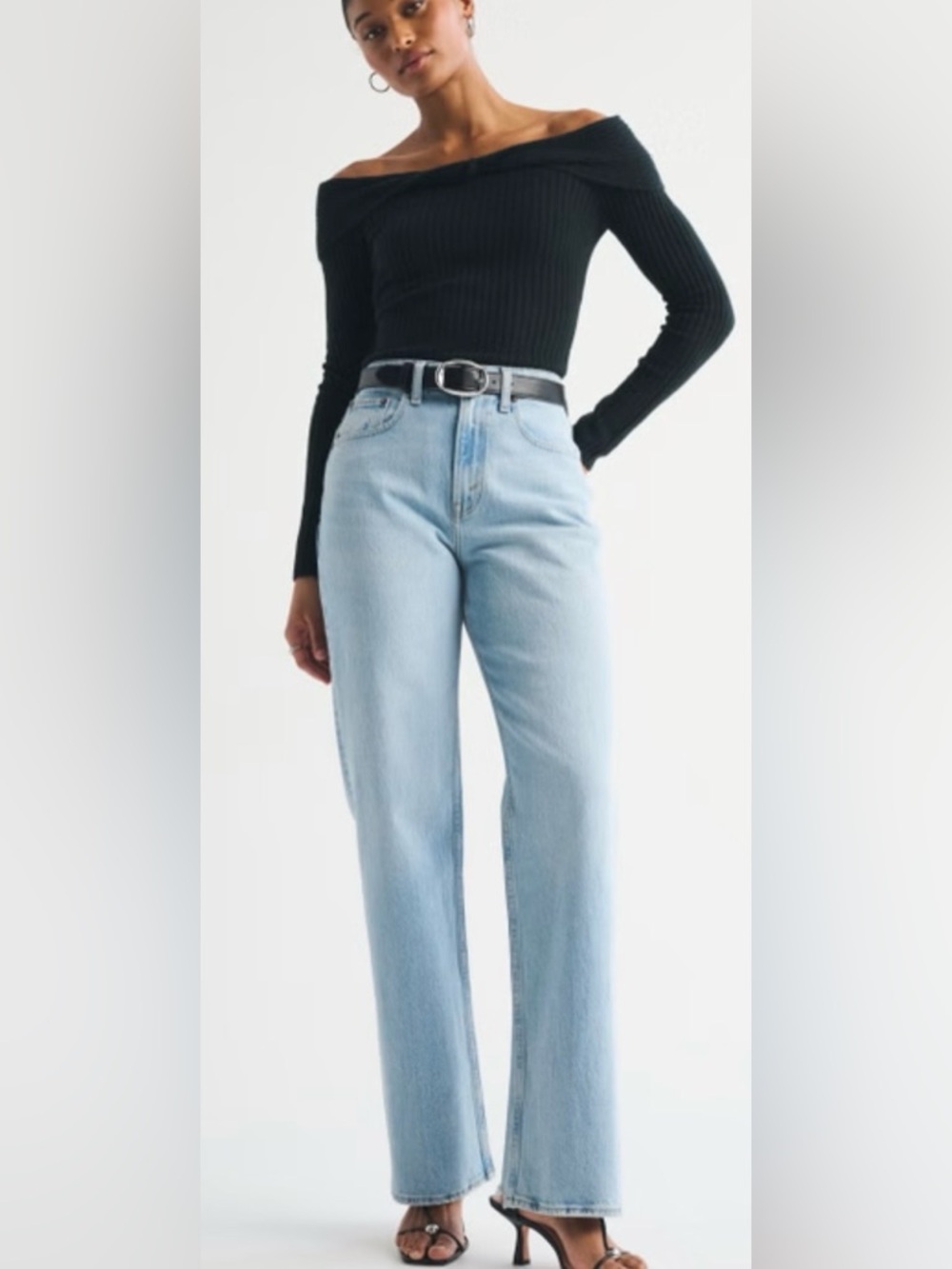 Abercrombie & Fitch The 90’s Relaxed Jean High Rise